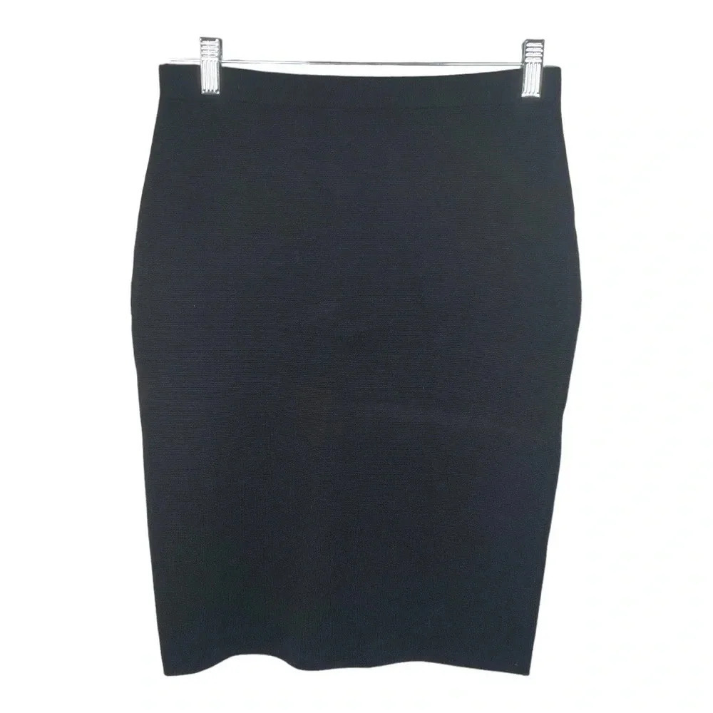 Magaschoni - Black
Wool Pencil Skirt Sz S‎